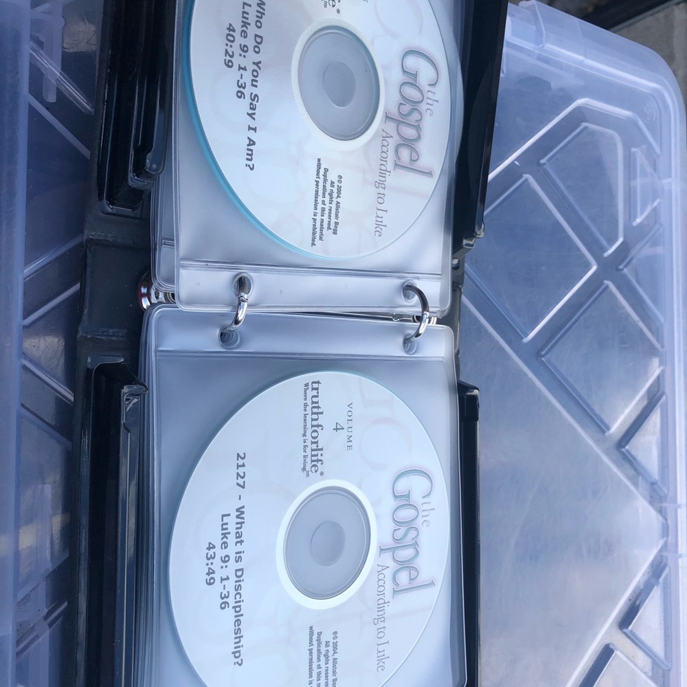 The Gospel According to St Luke: Volume 4 - Picture 5 of 12